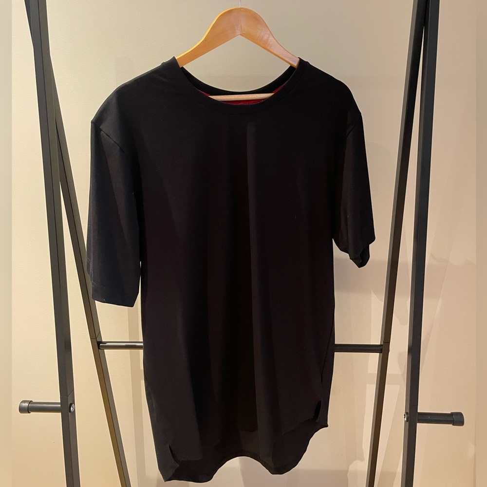 22Fresh Men’s Black Tee - Size XL